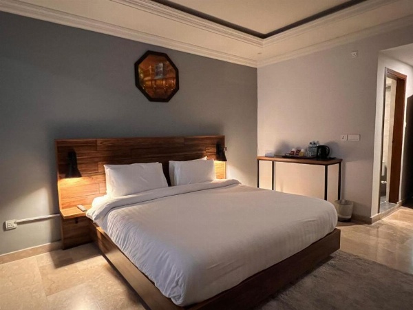 BULAND HEIGHTS image 26