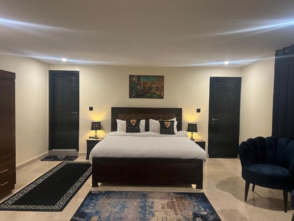 BULAND HEIGHTS image 82